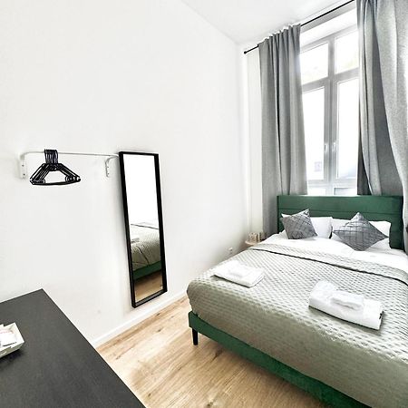 Heaven Homes - Privatzimmer Mit Bad Im Herzen Von Duesseldorf Exterior foto