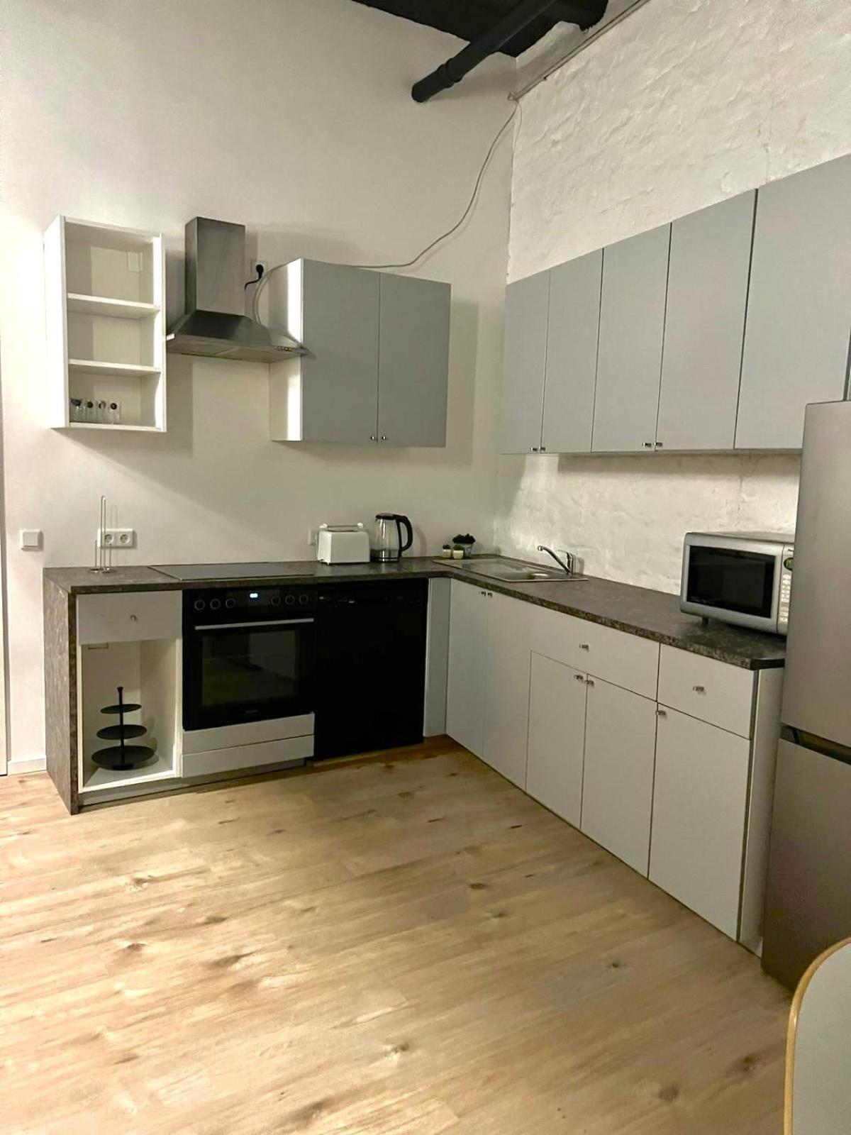 Heaven Homes - Privatzimmer Mit Bad Im Herzen Von Duesseldorf Exterior foto